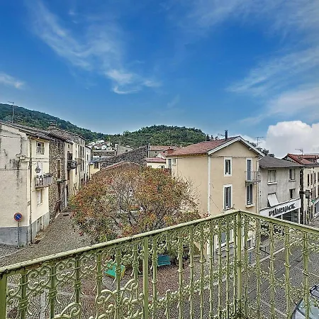 Proche Des Commerces Nationale 2 *