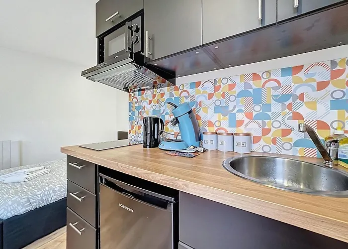 Proche Des Commerces Nationale 2 * Royat